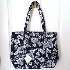Vera Bradley Tote NEW Navy / White Rain Garden Cotton Full Zipper Closure